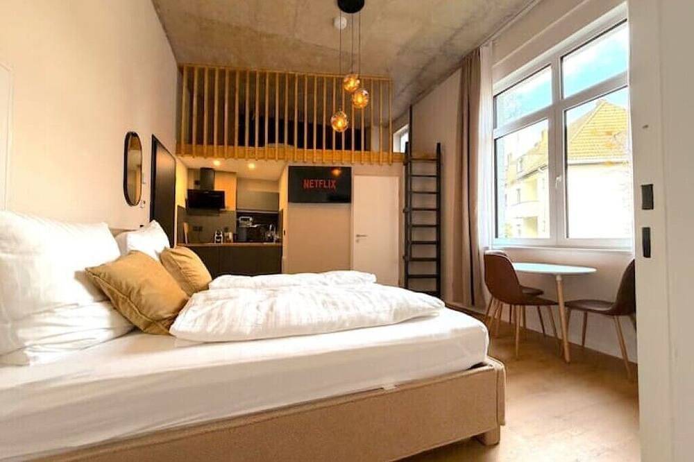 Villa Weitmar: Das große urbane Studio in Weitmar, Bochum