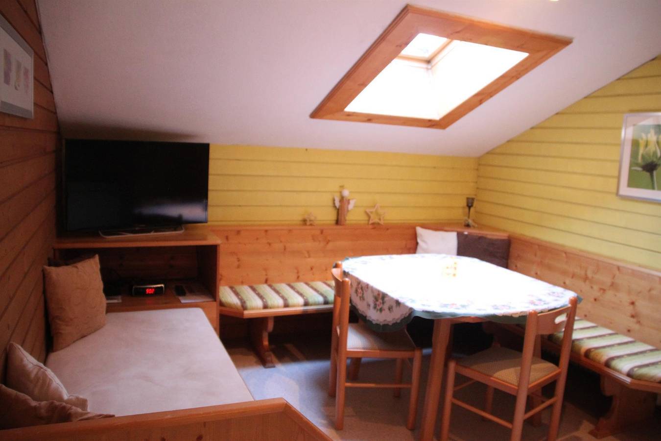 Ganze Ferienwohnung, Appartement "Schatzberg Mansarde" Moahof in Alpbach, Kaisergebirge