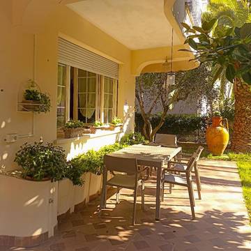 Chambre d’hôte pour 2 personnes, avec terrasse et jardin, animaux acceptés à Rimini