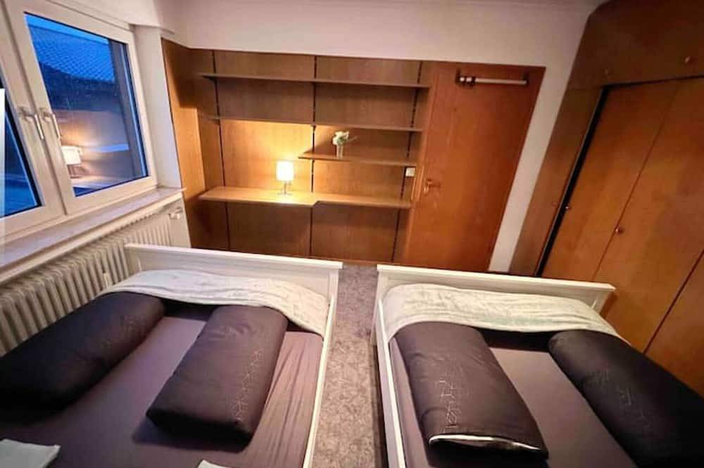 Ganze Wohnung, Wohnung in Ibbenbüren mit 8 Queensize-Betten in Ibbenbüren, Münsterland