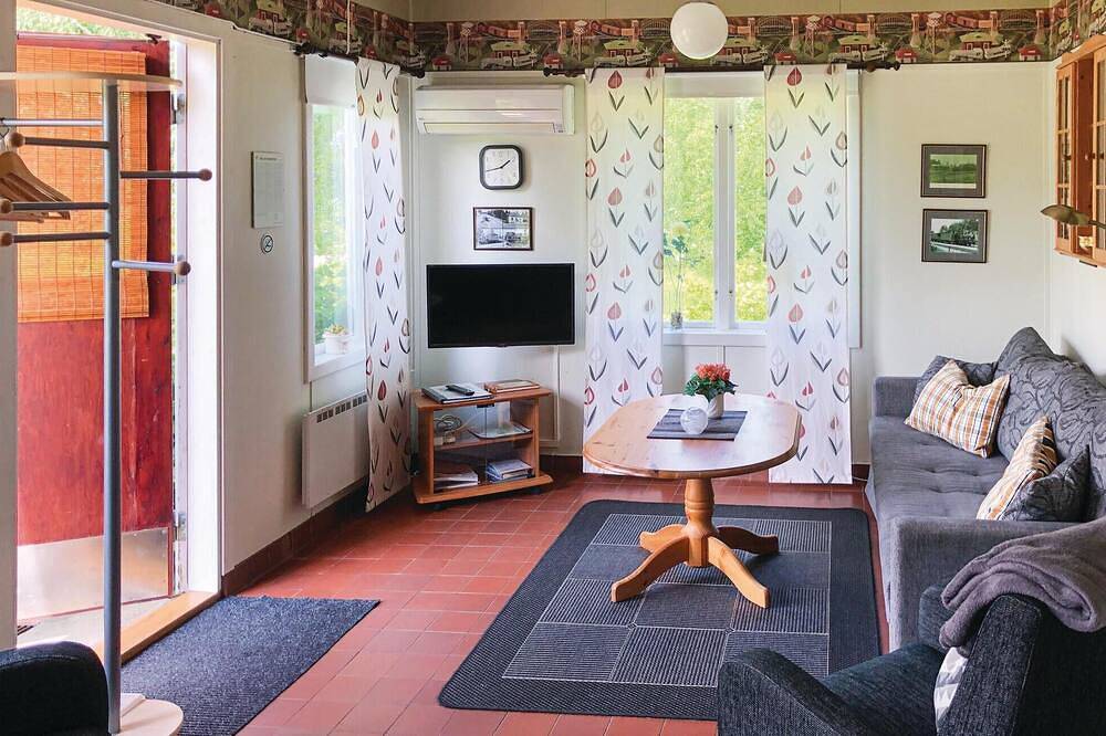 Stunning home in Ryd with lake view in Ryd, Kronoberg