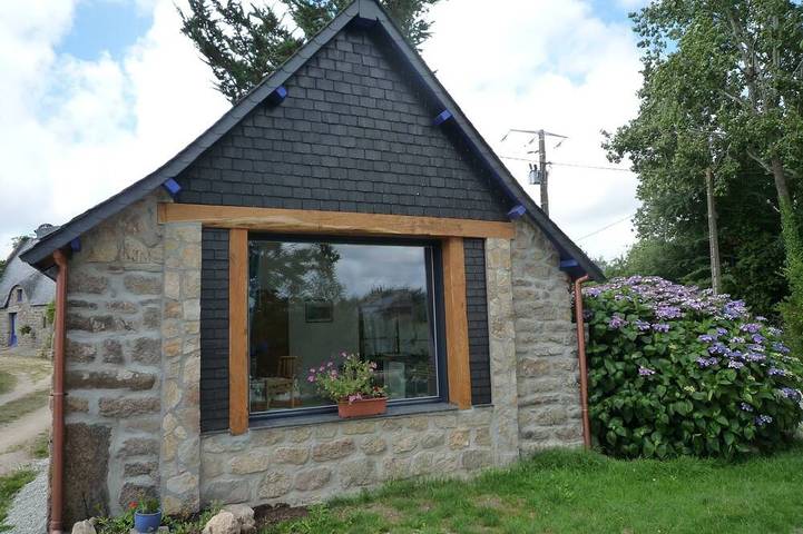 Le Bulot Petite maison individuelle avec jardin  situe dans une impasse au calme in Riec-sur-Bélon, Région de Quimper