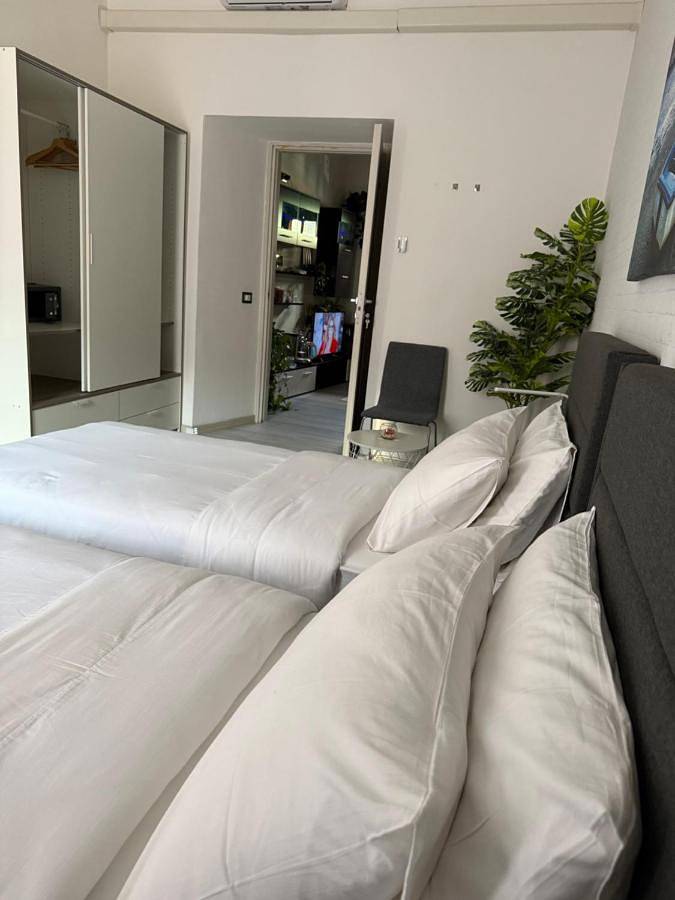 Maison d’hôte pour 2 personnes, avec balcon à Côme - 2