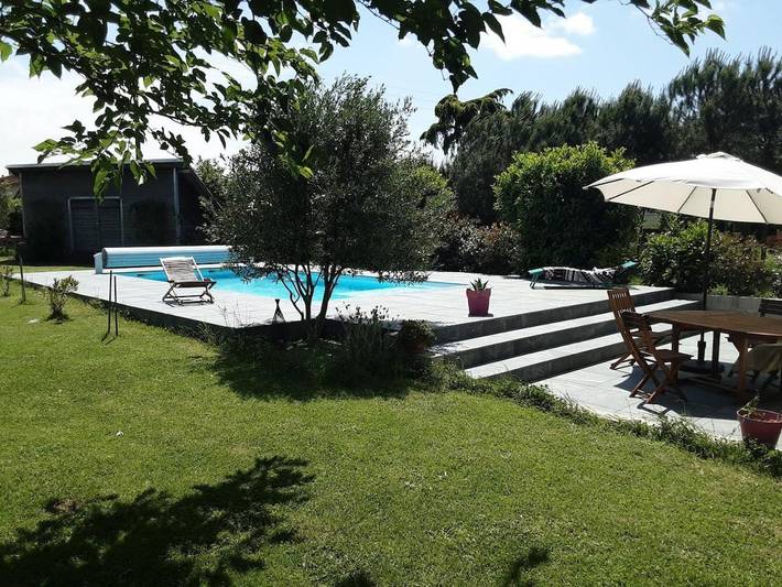 Location de vacances pour 11 personnes, avec balcon ainsi que piscine et jardin à Buzet-sur-Tarn - 2