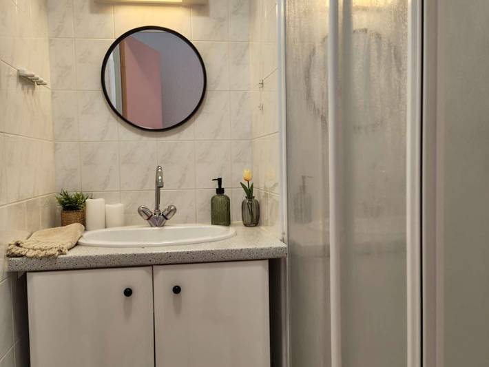 Ganzes Studio, Gemütliches Studio mit Balkon und Parkplatz, nahe Luz-Saint-Sauveur, Skigebiet in der Nähe in Luz-Saint-Sauveur, Nationalpark Pyrenäen