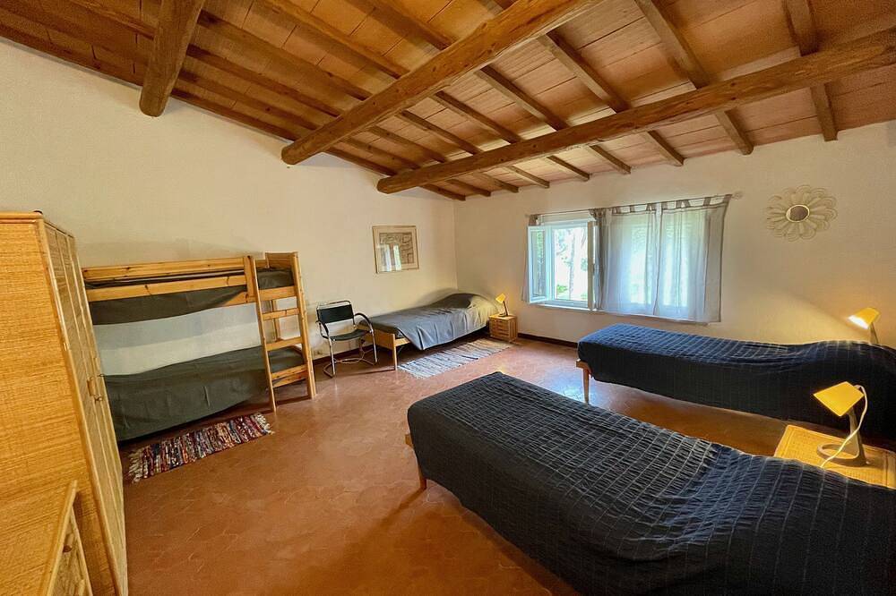 Ganze Wohnung, Ein Familienferienhaus mit viel Platz fuer die gesamte Familie. in Montescudaio, Etruskische Küste