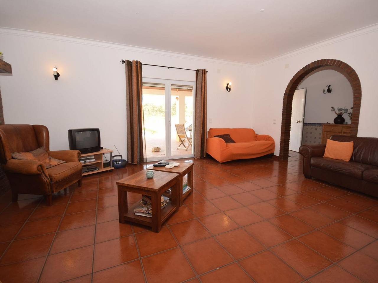 A comfortable holiday home with private swimming pool, tranquility and privacy in Arraiolos, Distretto di Évora