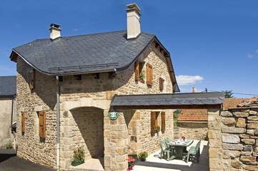 Gîte pour 6 personnes, avec terrasse, animaux acceptés dans Lozère