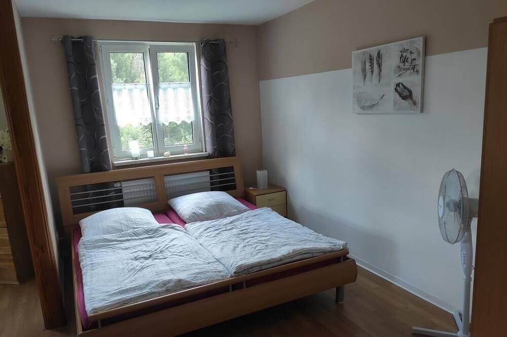 New! Vacation home by the forest with sauna option in Bad Elster, Chemnitz (region)