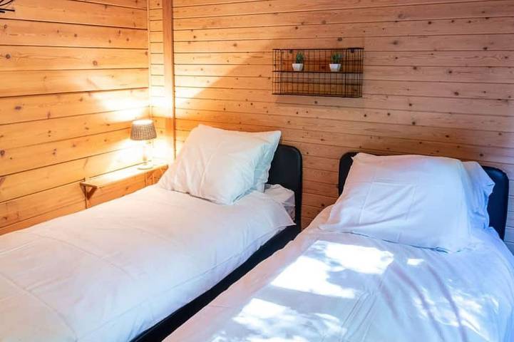 Gîte pour 9 personnes, avec jacuzzi ainsi que sauna et terrasse dans Odeigne - 2