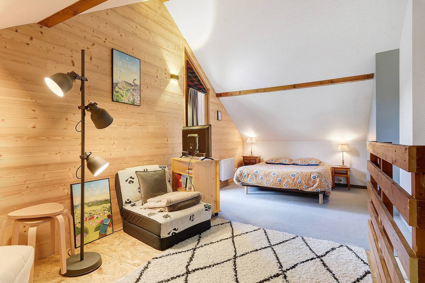 Ganze Wohnung, Elegantes Apartment 'Havre de Paix' mit Bergblick, privater Terrasse und Wlan in Villard-de-Lans, Parc naturel régional du Vercors