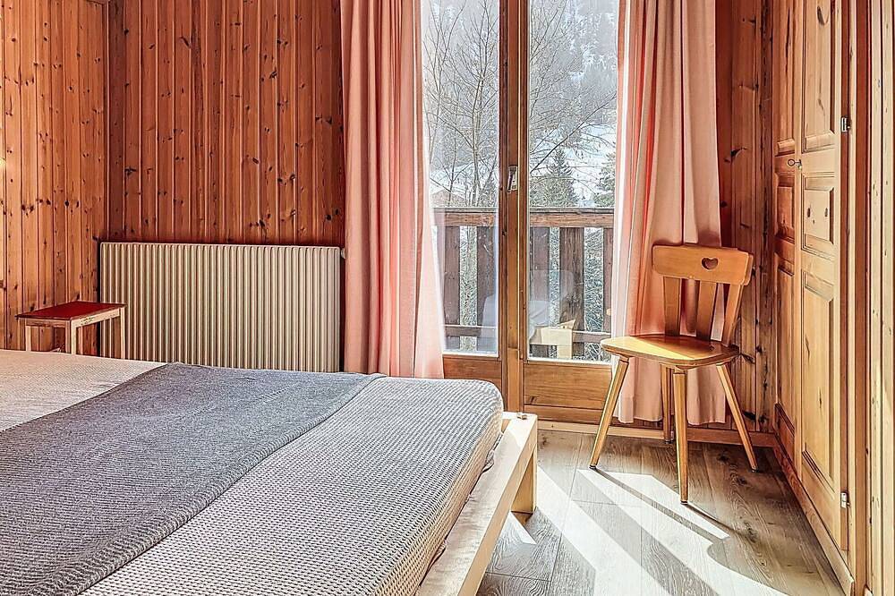 Schönes alleinstehendes Ferienhaus mit W-Lan, Tv, Innenhof, Haustiere erlaubt und Panoramablick in Morgins, Troistorrents