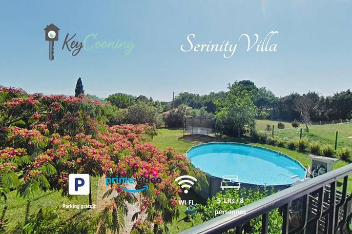 Villa pour 8 personnes, avec balcon et vue ainsi que piscine et jardin - 1