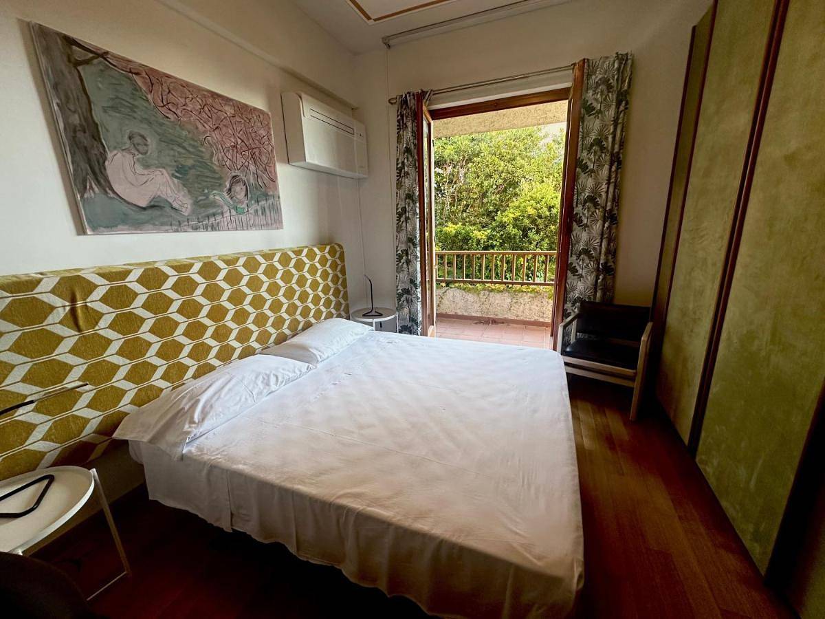 Mad di Mare di Arte Dormire in Celle Ligure, Riviera di Ponente