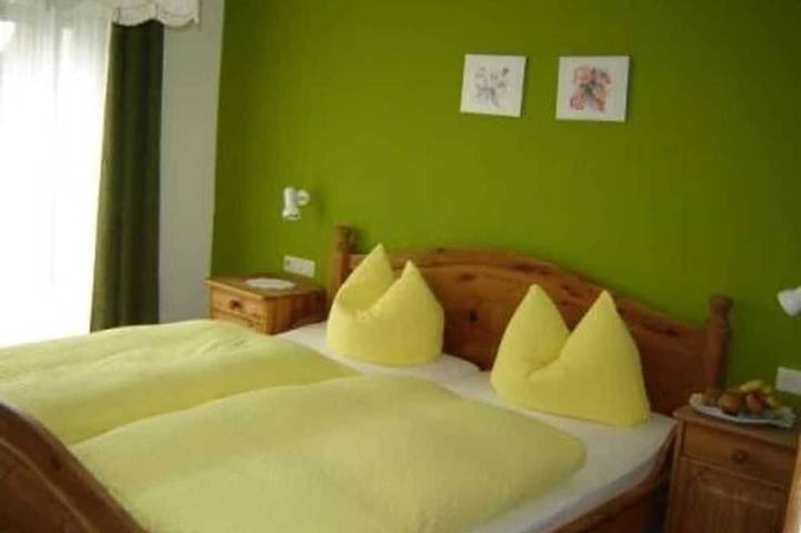 Doppelzimmer Classic - Landgasthof Linde in Deggenhausertal, Region Bodensee-Oberschwaben
