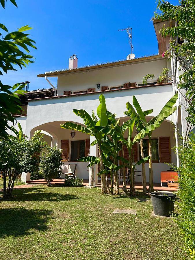 Casa vacanza per 5 persone, con Terrazza e Giardino a Monte San Pietro