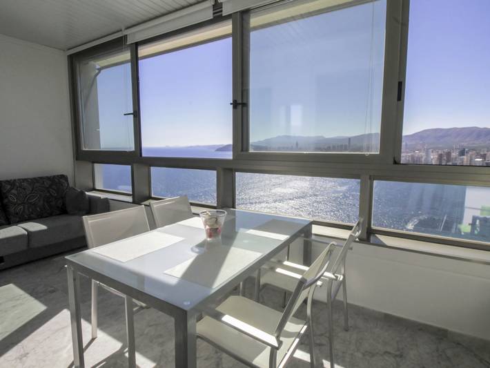 Ferienwohnung für 4 Personen, mit Balkon in Benidorm - 2