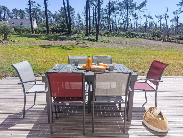 Location de vacances pour 8 personnes, avec terrasse et jardin à Crozon - 4
