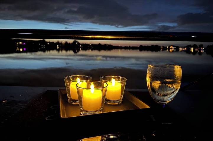 Hausboot für 4 Personen, mit Terrasse - 1