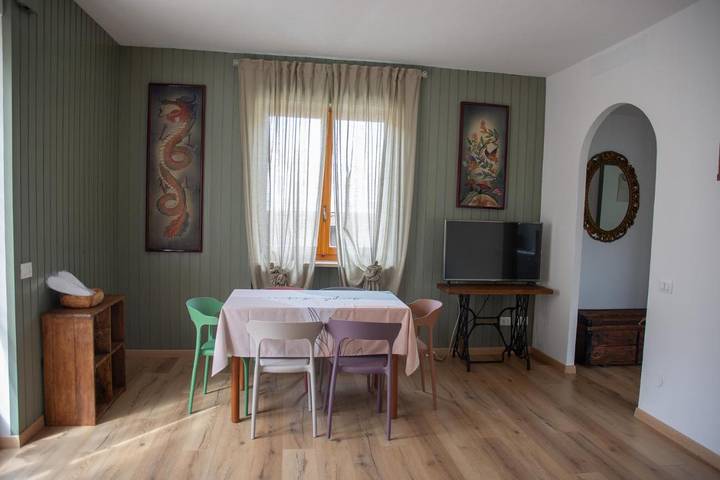 Location de vacances pour 4 personnes, avec Balcon et Terrasse ainsi que Jardin et Vue à Chiusa di Pesio