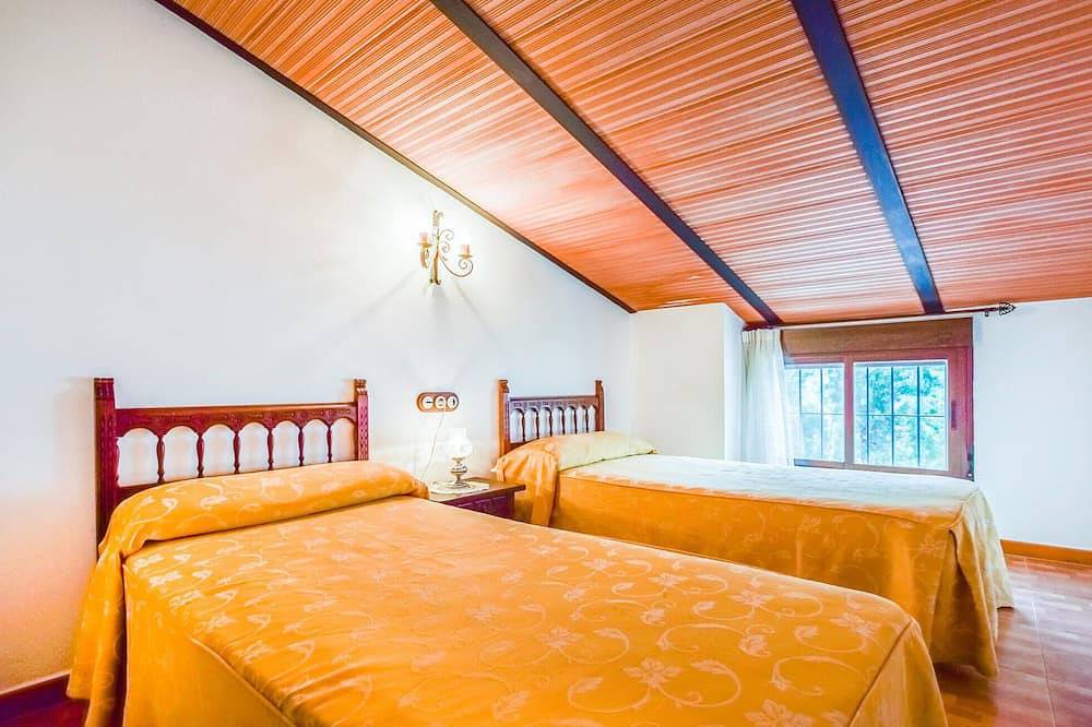 Stunning home in Rute in Rute, Sierras Subbéticas