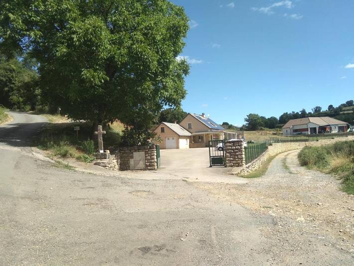 Appartement de vacances pour 4 personnes, avec piscine ainsi que jardin et vue