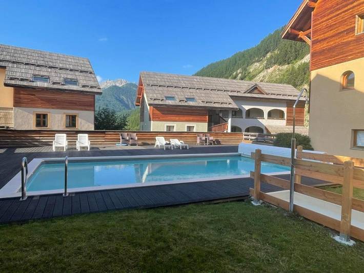 Appartement de vacances pour 4 personnes, avec Balcon ainsi que Piscine et Vue