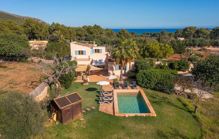 Ferienhaus für 6 Personen, mit Terrasse in Cala Agulla