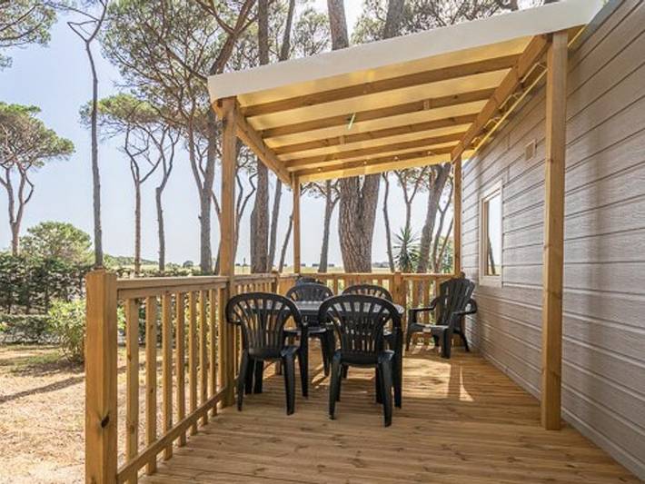 Camping Fabulous Village - Mobilheim 4 personen - Comfort | 2 Schlafz. | 4 Pers. | Erhöhte Terrasse | Klimaanlage in Rom, Rom Provinz