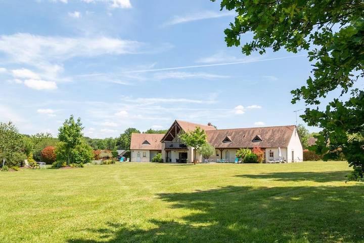 Appartement de vacances pour 4 personnes, avec piscine ainsi que sauna et jardin dans Sologne