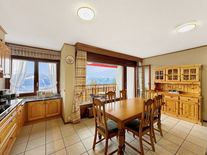 Gîte pour 5 personnes, avec terrasse à Randogne - 3