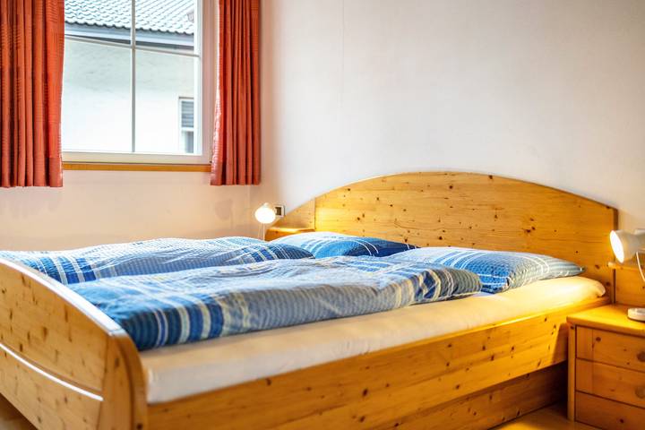 Ganze Wohnung, Haustierfreundliche Ferienwohnung 'Kuenz Dolomiten Drau' mit Bergblick in Vierschach, Innichen