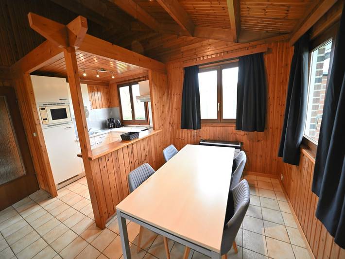 Gîte pour 6 personnes, avec jardin et terrasse, animaux acceptés à Somme-Leuze - 4