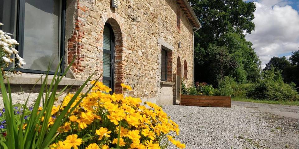 Location de vacances pour 10 personnes, avec jardin ainsi que sauna et vue à Venansault