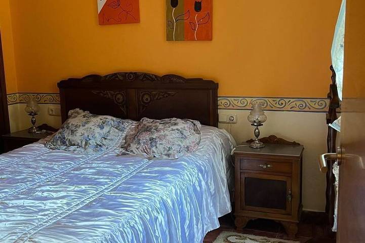 Gîte pour 3 personnes, avec jardin à Brión - 4