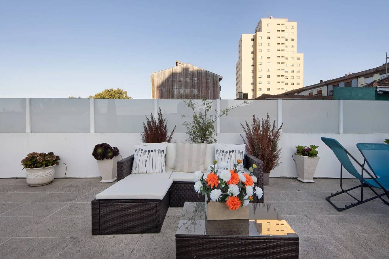 Casa de Férias 'Douro Garden Home Rooftop' com Terraço Privado, Wi-Fi e Ar Condicionado in Mafamude e Vilar do Paraíso, Distrito do Porto