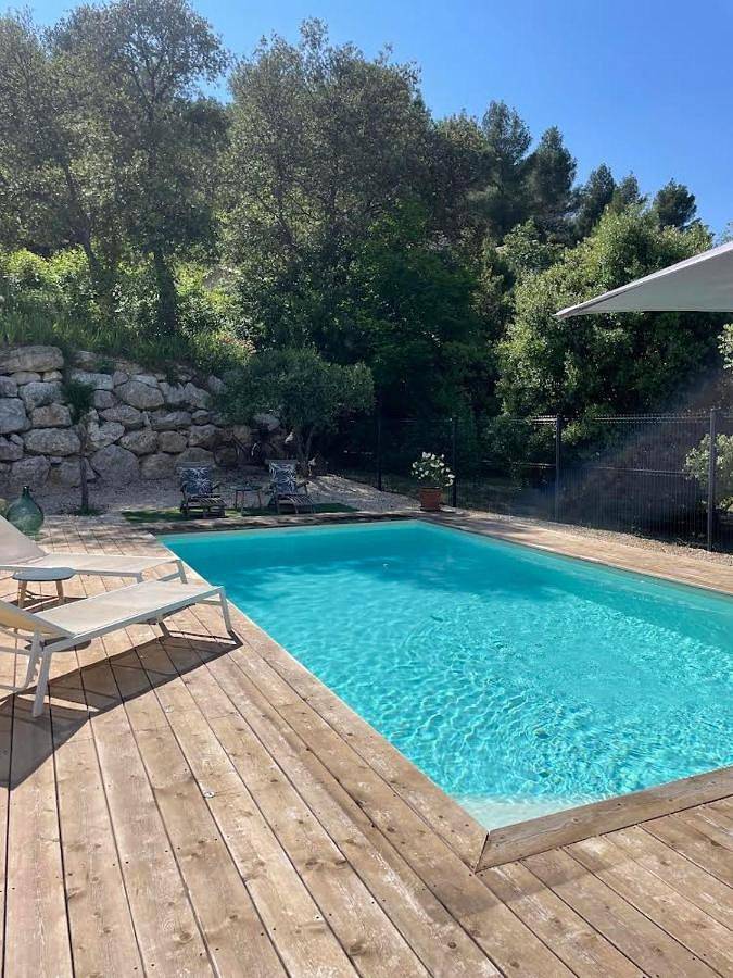 Gîte pour 2 personnes, avec piscine ainsi que jardin et vue à Fontaine-de-Vaucluse - 3