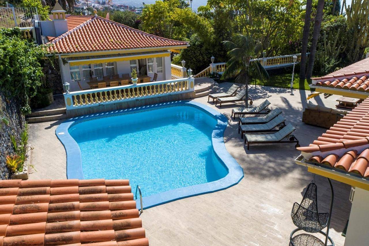 Villa with Private Pool in Risco Caido, La Orotava