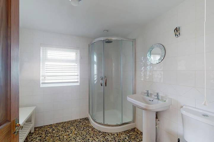 E29 Bonnie Banks, Riviere Towans in Hayle, Cornwall