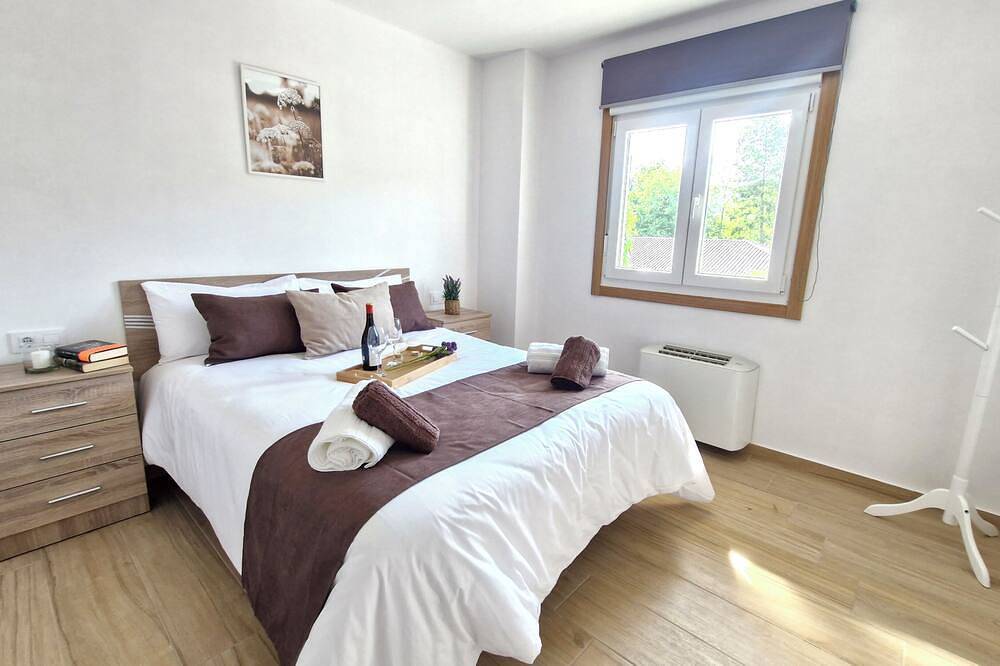 Entire apartment, Apartment With Terrace For 4 People in Mondariz, Pontevedra Province