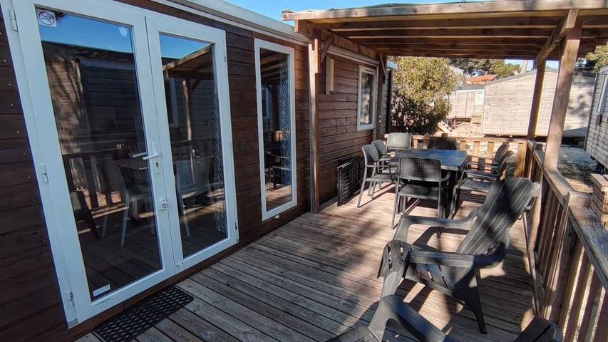 Mobil home pour 6 personnes, avec bassin pour enfant - 1