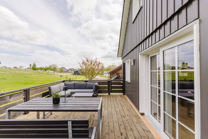 Ferienwohnung für 4 Personen, mit Balkon/Terrasse und Balkon sowie Terrasse in Schmallenberg - 3