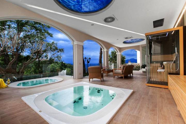 Chambre d’hôte pour 22 personnes, avec sauna et jacuzzi ainsi que piscine et jardin à Sorrento - 3
