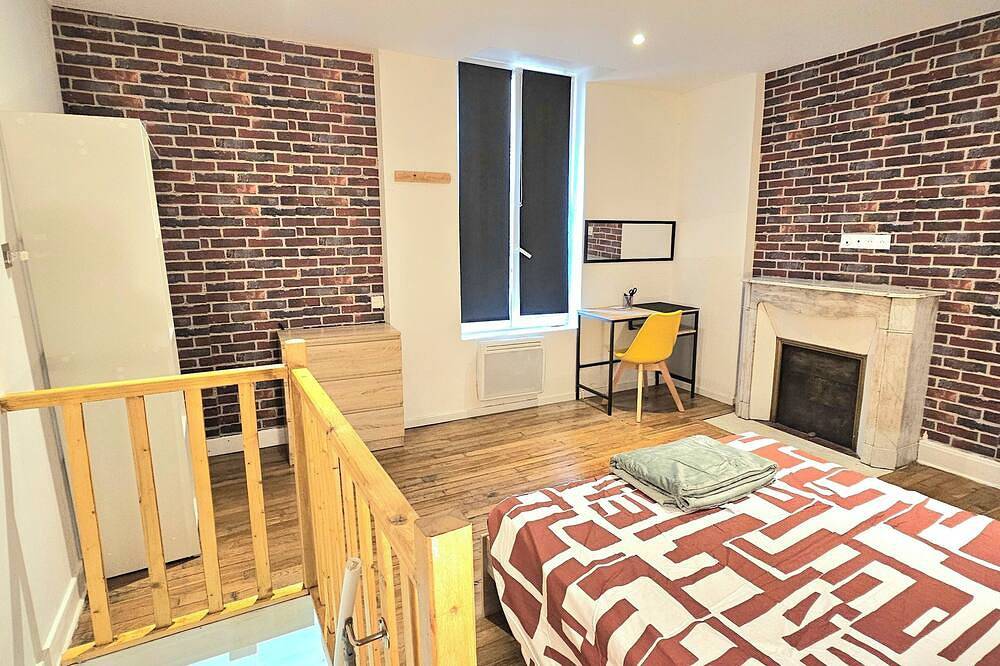 Downtown duplex, 8 minutes' walk from Montluçon train station in Montluçon, Montluçon region