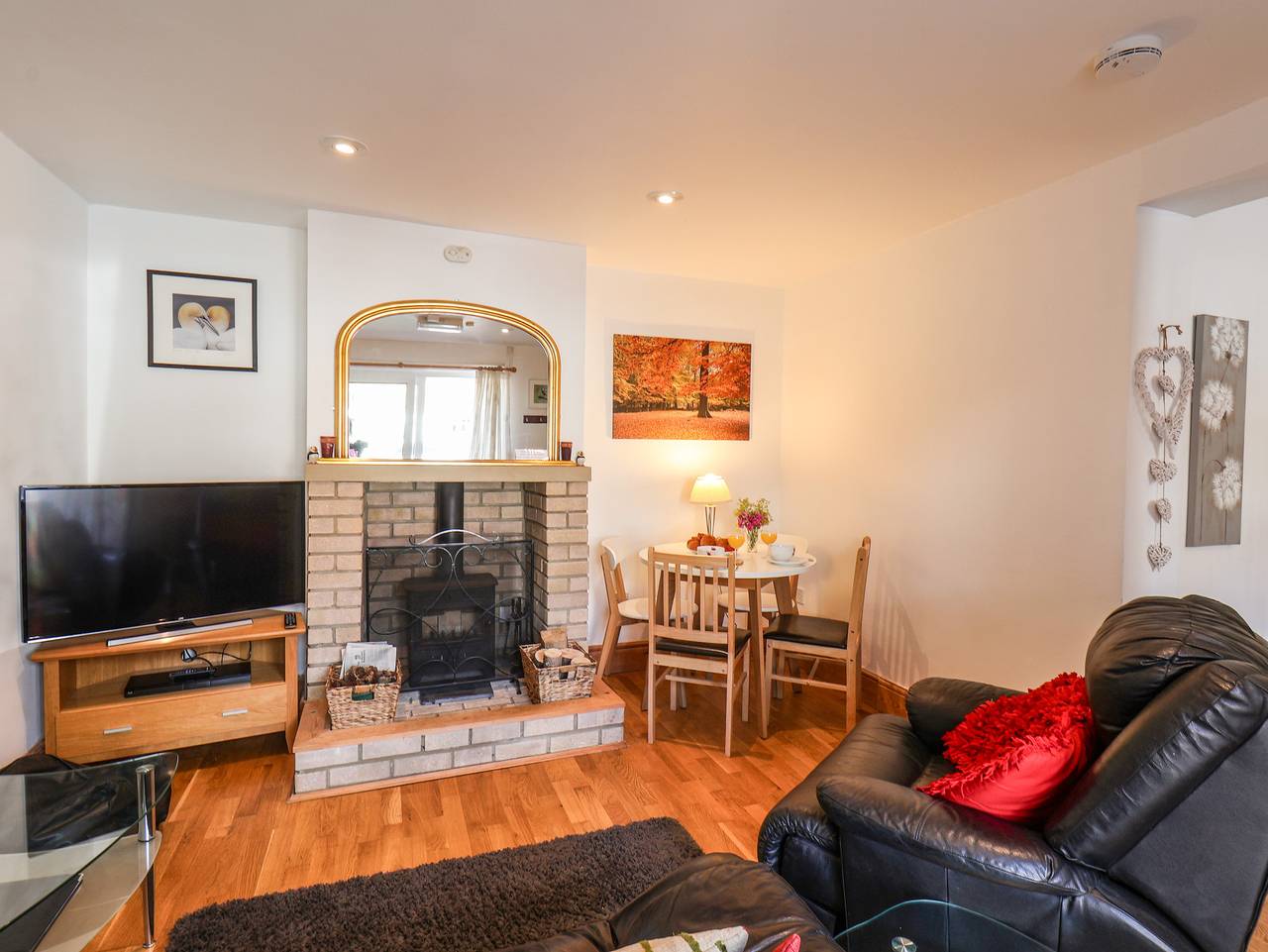 Twitchers' Den in East Riding of Yorkshire