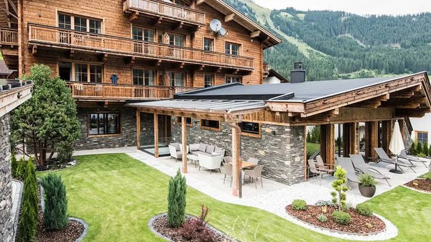 Ferienwohnung für 4 Personen, mit Balkon im Lechtal