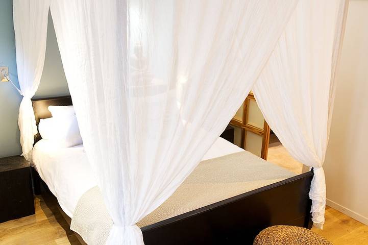 Apartamento entero, Apartamento de lujo en Lourmarin ubicación central de Air Con in Lourmarin, Parque natural regional del Luberon