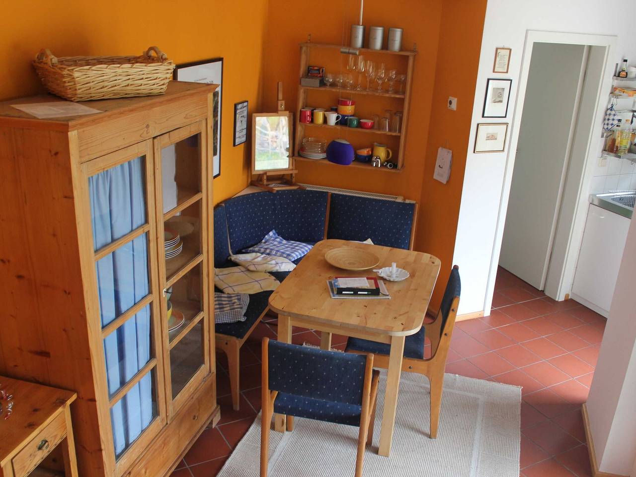 Ganze Ferienwohnung, Die Stranddiestel - Apartment Atelier in Ahrenshoop, Fischland