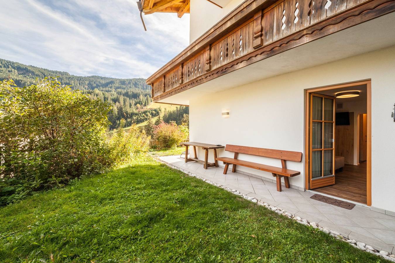 Ganze Wohnung, Ferienwohnung "Parigger Apt Enzian" mit Bergblick, Gemeinschaftsgarten und Wlan in Bichl (Ratschings), Ratschings