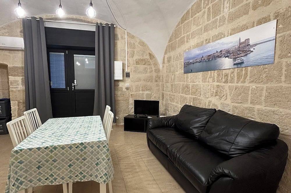 Appartement entier, Like Once Upon a Time - Apartment within walking distance of Trani Castle and Cathedral in Trani, Via Francigena